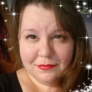 Meet your Posher, Stacy